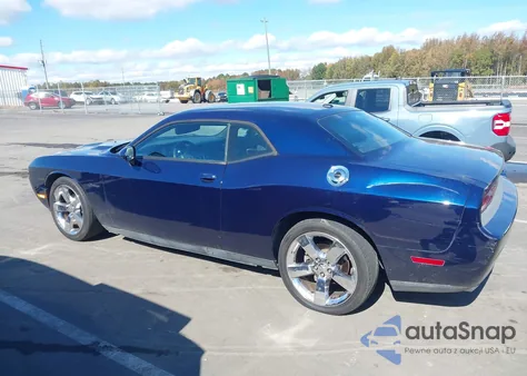 2014 Dodge Challenger Sxt z USA, uszkodzony, nr VIN 2C3CDYAG8EH180010